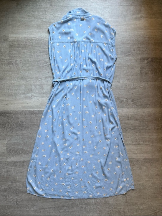 Billabong Lovely Waves Button Front Floral Belted Midi Dress Size L Dainty - Picture 11 of 13